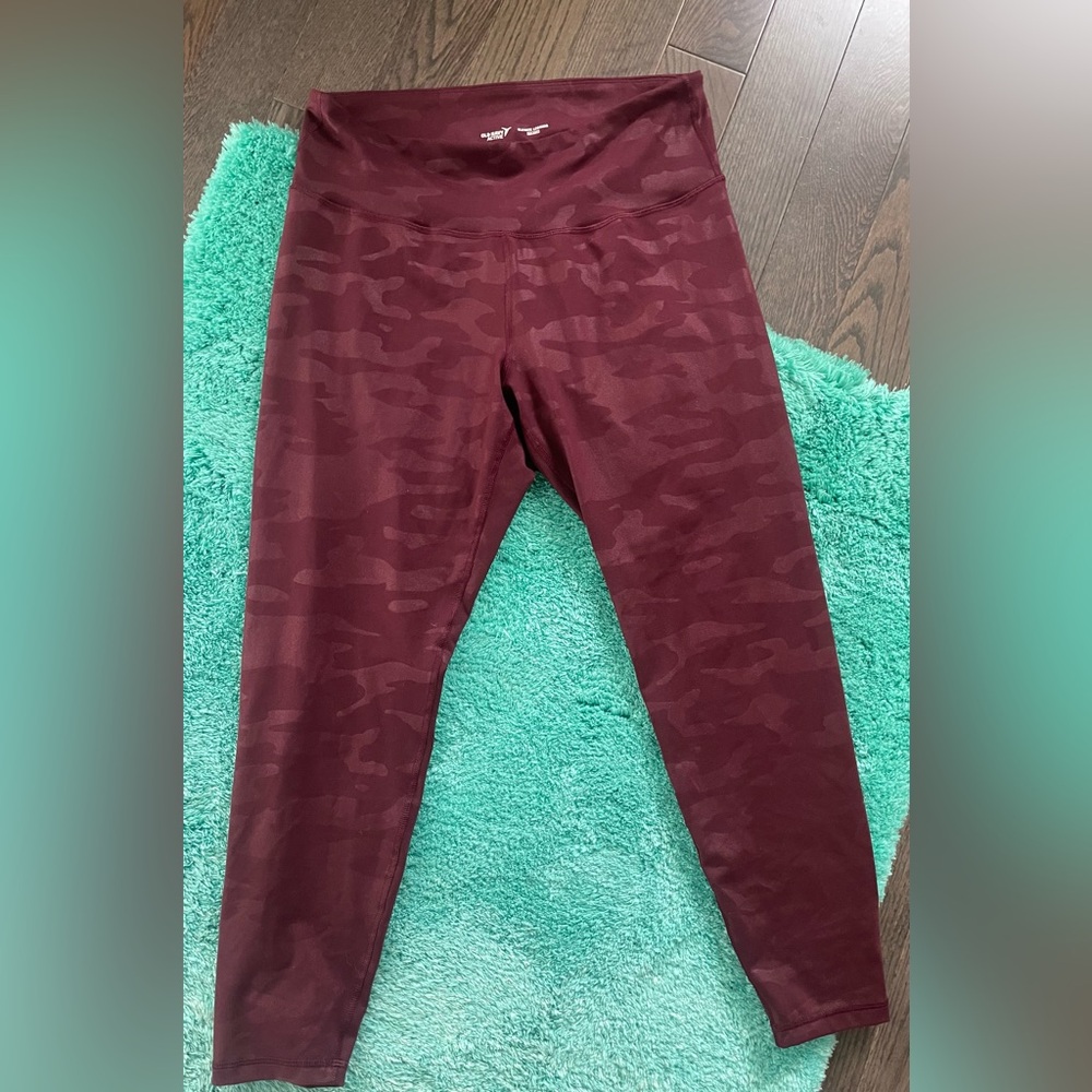Old Navy Active Burgundy Leggings XXL